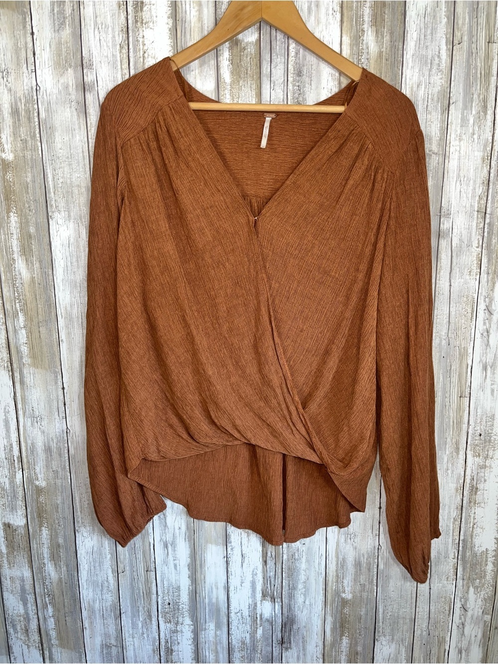 Free People Boho Wrap Top Medium Brown Long Sleeve Flowy Oversized Blouse - Picture 2 of 6